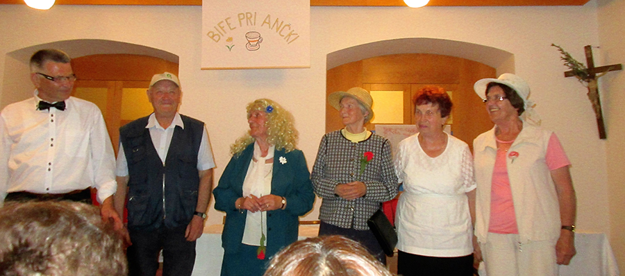 Jože Gaj&scaron;ek, Miha &Scaron;orn, Slavka Koro&scaron;ec, Jelica Slavič, Tončka Radež in Marija Plahuta (arhiv MDJC)